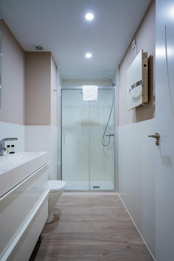 Exclusive Quietness In The Heart Of Madrid With Public Parking, Breakfast, 2 Bathrooms Eksteriør bilde