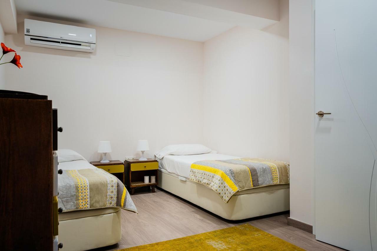 Exclusive Quietness In The Heart Of Madrid With Public Parking, Breakfast, 2 Bathrooms Eksteriør bilde